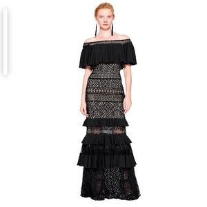 Tadashi Shoji Alexia Off-The-Shoulder Gown size 0 like new condition